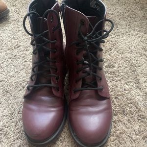 Women's Time & Tru Red Combat Boot Size 10